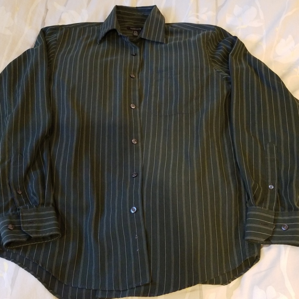 Van Heusen long sleeve shirt